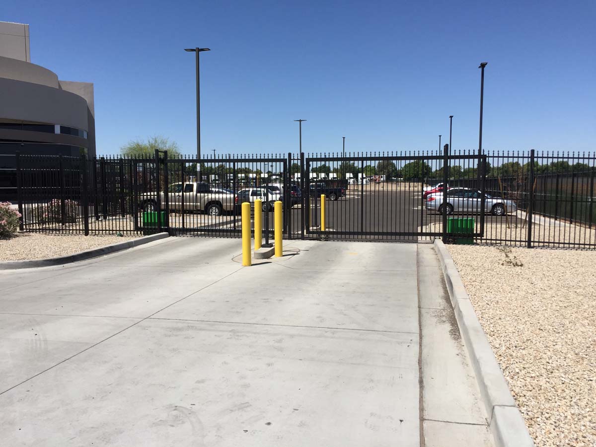 Commercial Fence Commercial Fence